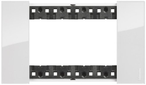 Рамка горизонтальная Legrand BTicino Living Now 1-м. 4 мод. лед фото Рамка горизонтальная Legrand BTicino Living Now 1-м. 4 мод. лед картинка